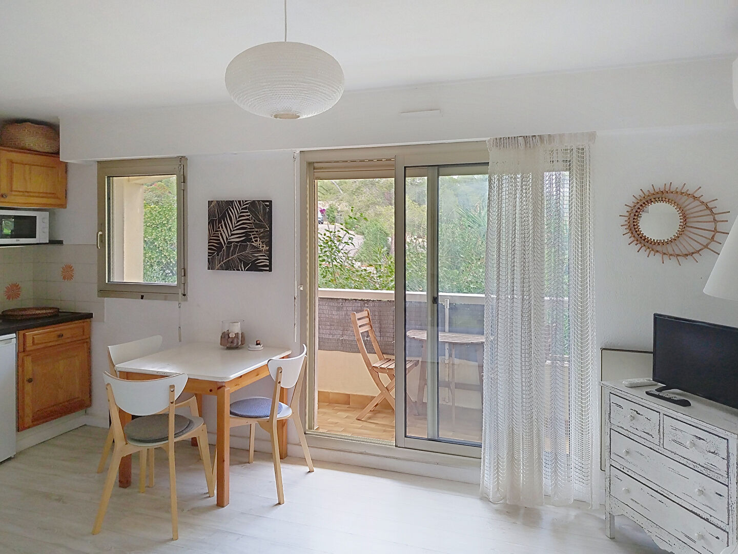 Photo Studio meublé 20m2 - La Favière image 2/6