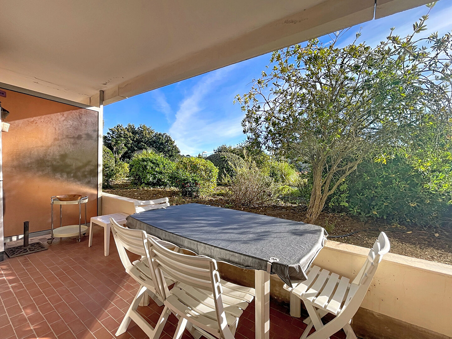 Photo Studio cabine - Bormes les mimosas image 1/6