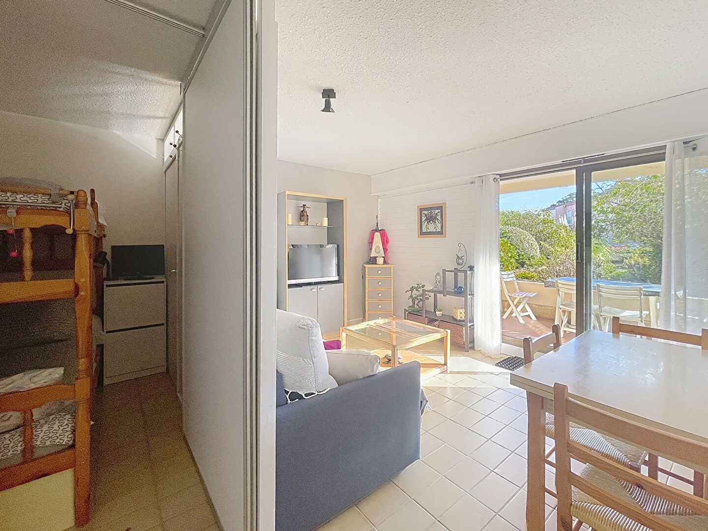 Photo Studio cabine - Bormes les mimosas image 3/6