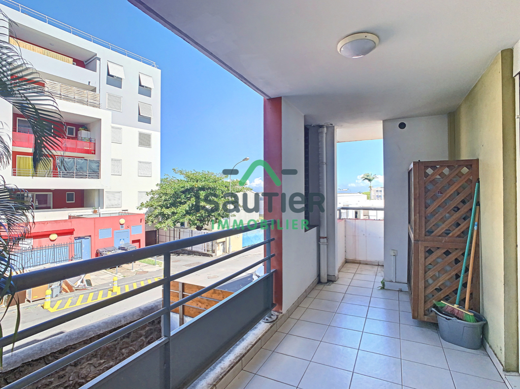 SAINTE CLOTILDE 3 pièce(s) 57.31 m2 SaintDenis 97490