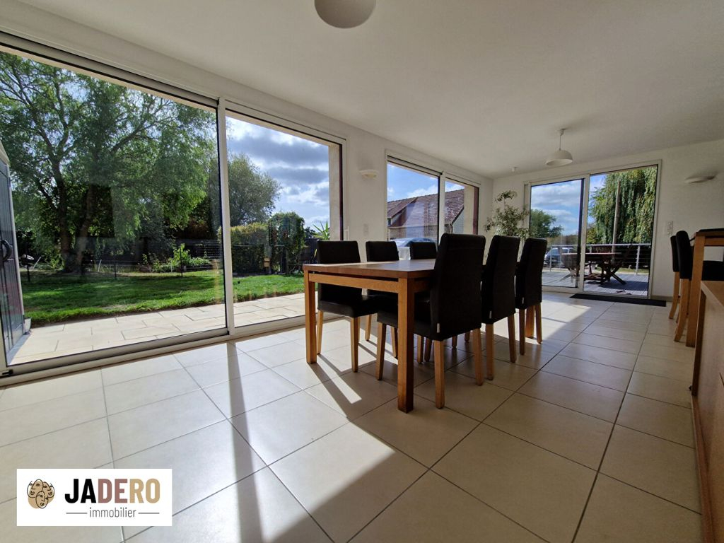 Maison familiale de 187 m² , 4 à 5 chambres , Terrain de 3 011 m² , Saumont-la-Poterie