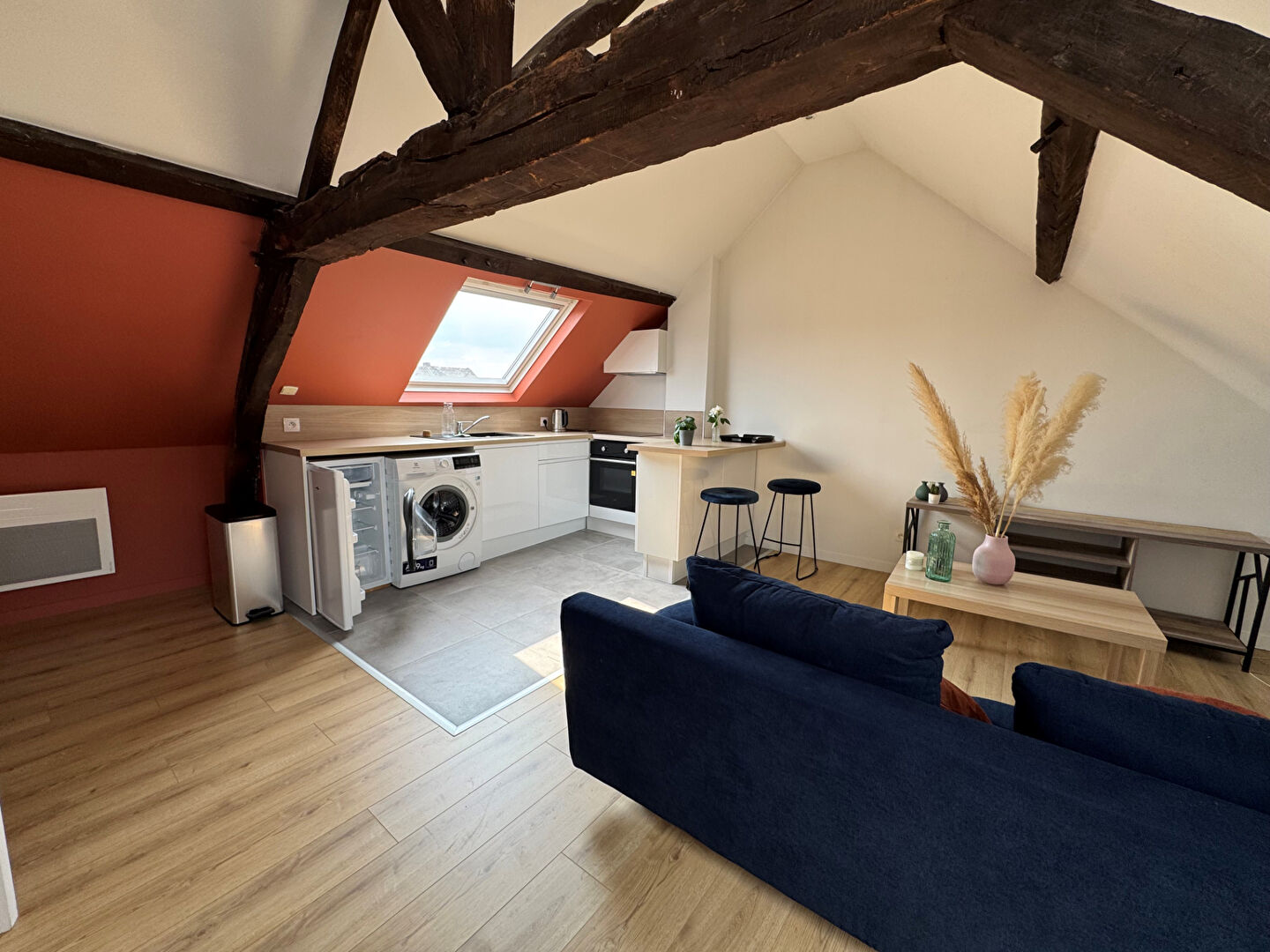 Agence immobilière de 
 JV CONSEIL PATRIMOINE RETRAITE - VEREECKE IMMOBILIER 
