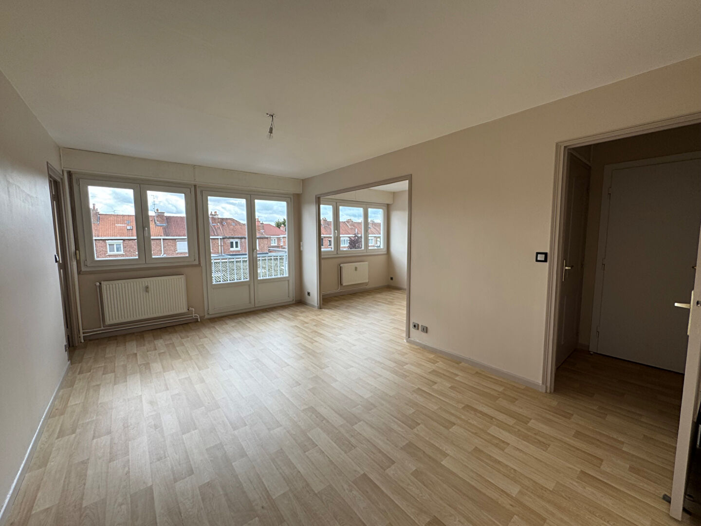 Appartement T3 avec parking - LOMME