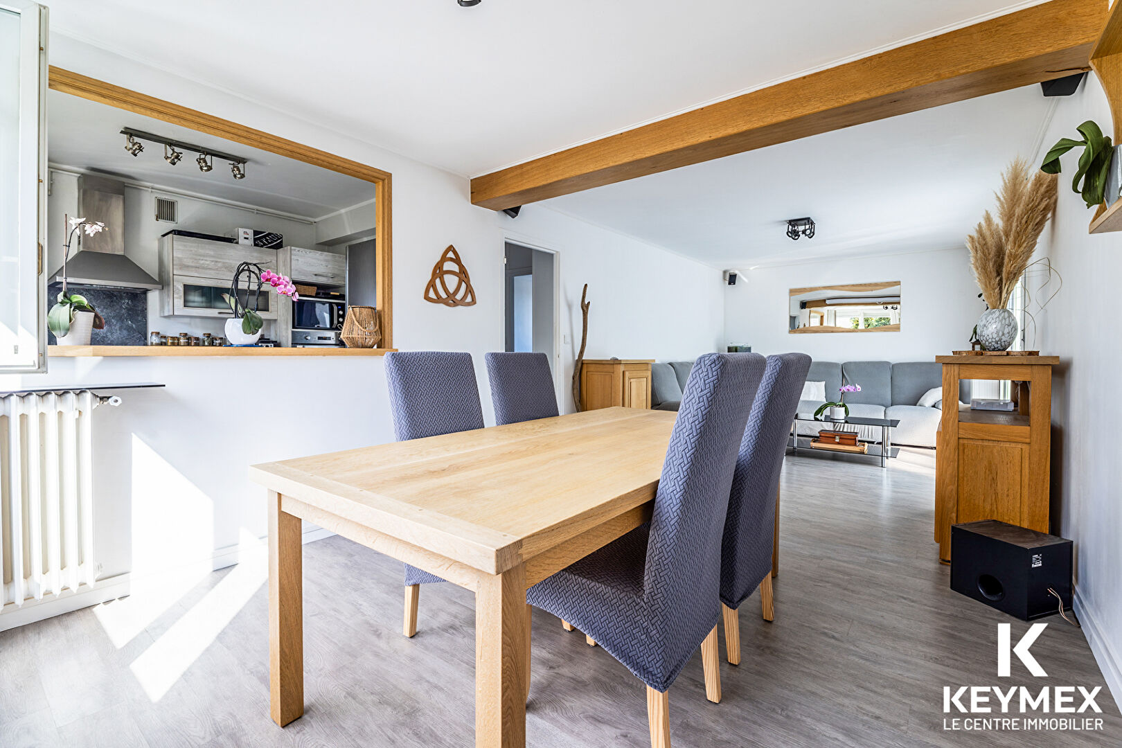 BEAUVAIS - Appartement 4 pièces avec balcon, cave et parc avec jeux pour enfants