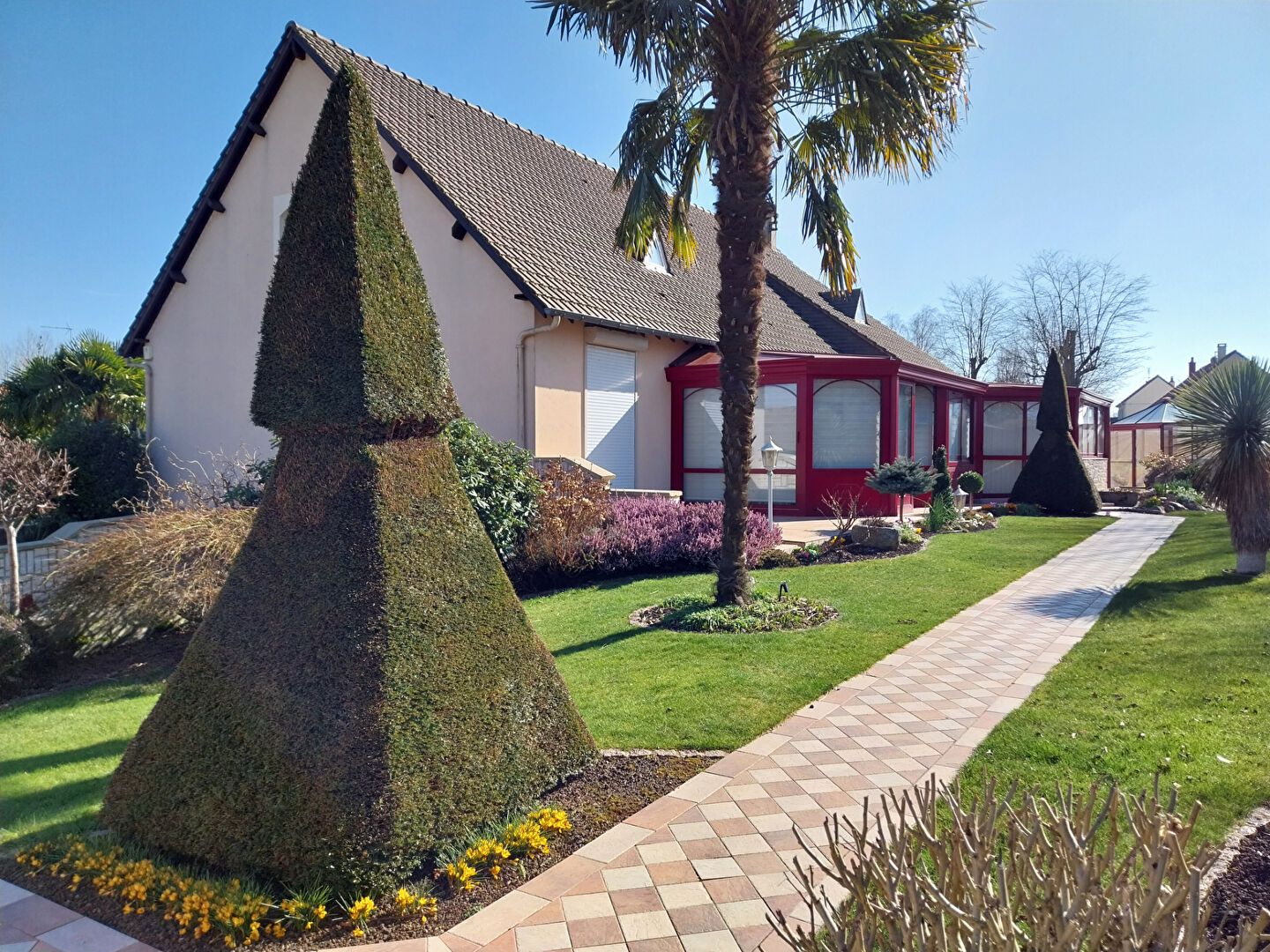 PAVILLON DE TRES BON STANDING A VENDRE ARCONNAY