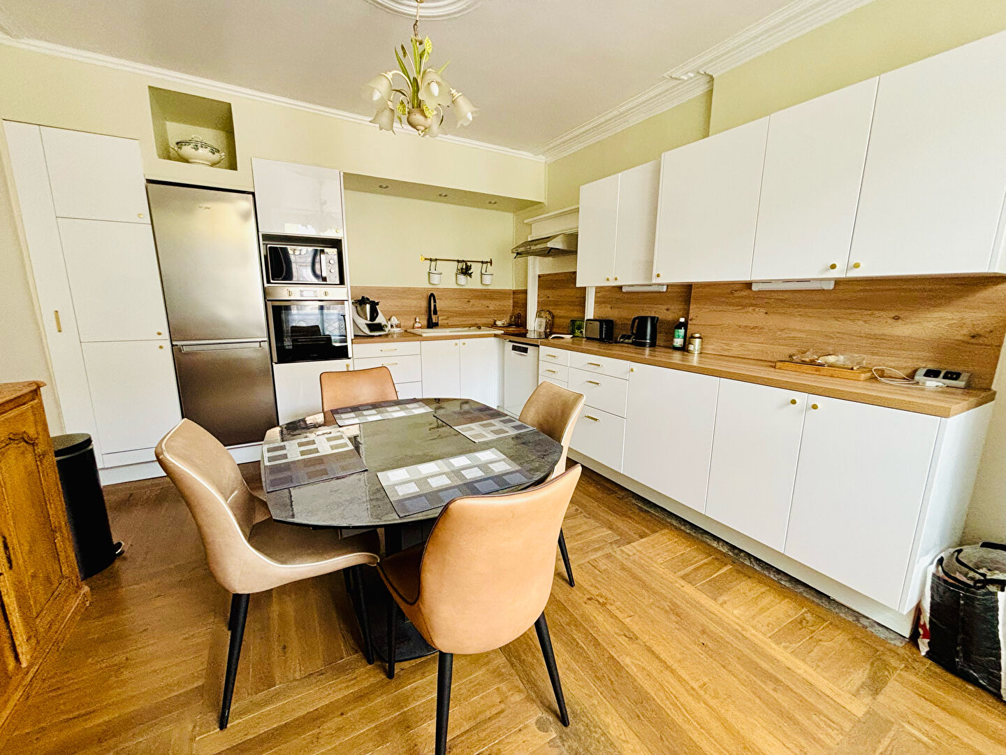 Photo Appartement de prestige  AVEC ASCENSEUR dans un hôtel particulier avec jardin privatif image 4/6