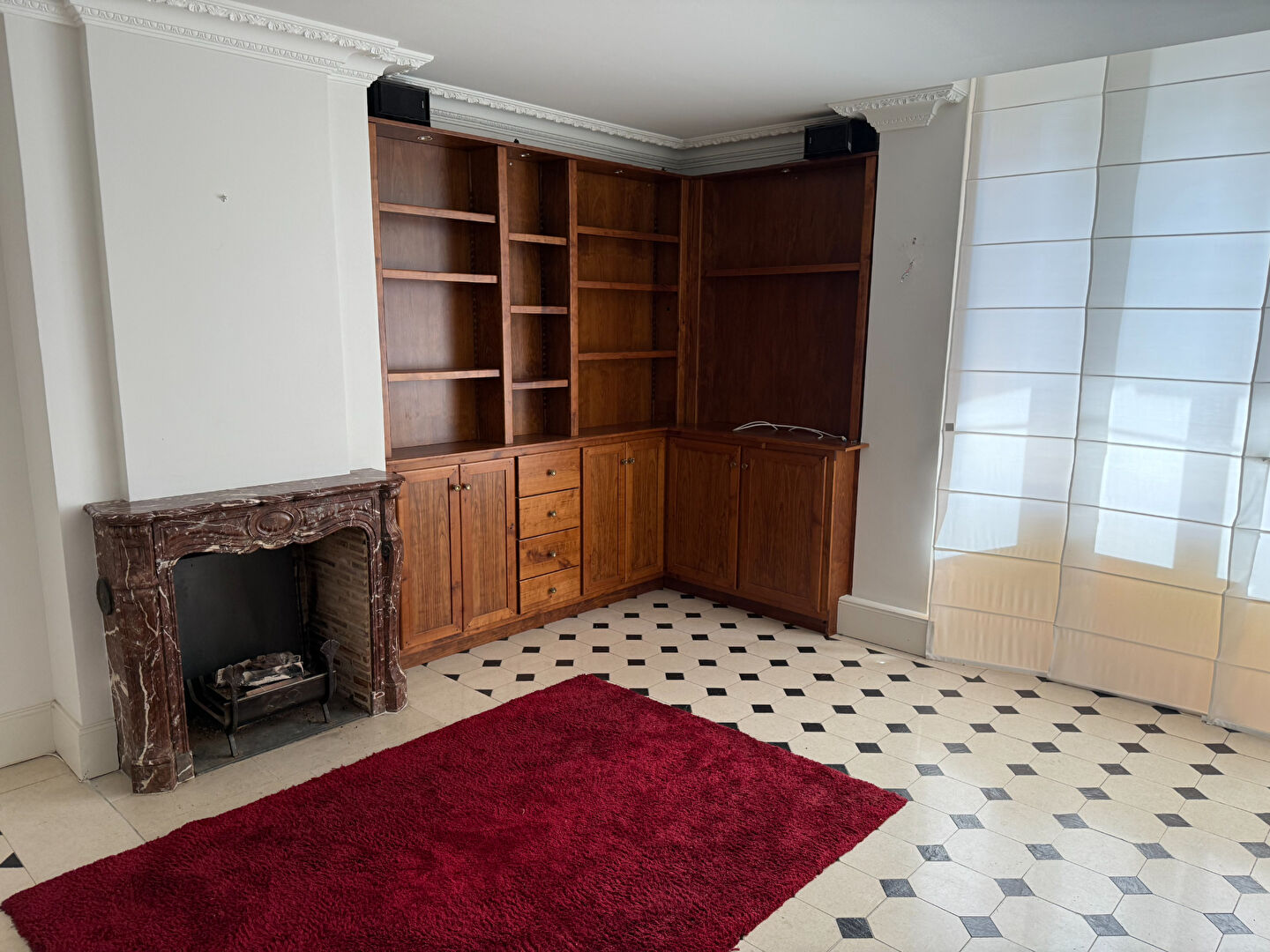 Photo TRES JOLIE MAISON DE CENTRE-VILLE  Alencon 7 pièce(s) 180 m2 image 5/6