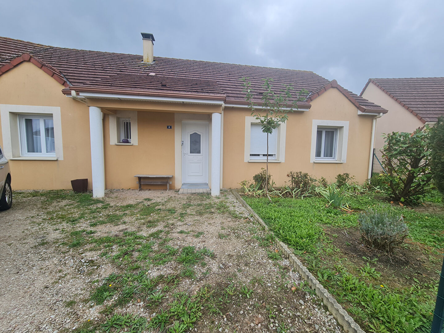 Photo Pavillon de Plain-pied  A vendre Cerisé image 1/5