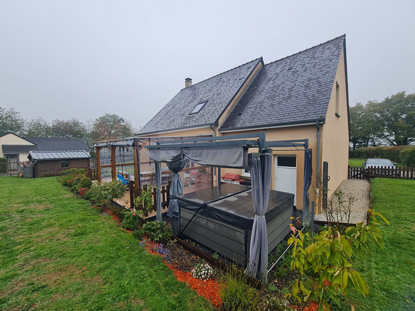 Photo PAVILLON  DE BON STANDING PRE-EN-PAIL (Périphérie) image 5/6