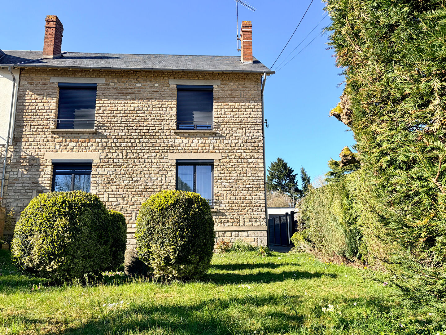 Agence immobilière de KÔTÉ MAISON Saint-Saturnin