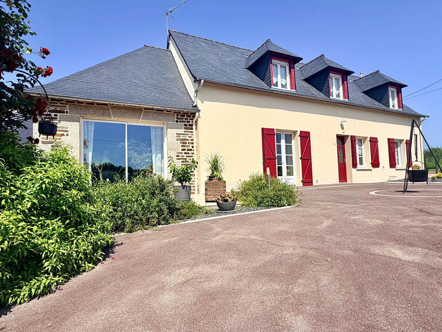 Agence immobilière de KÔTÉ MAISON Saint-Saturnin