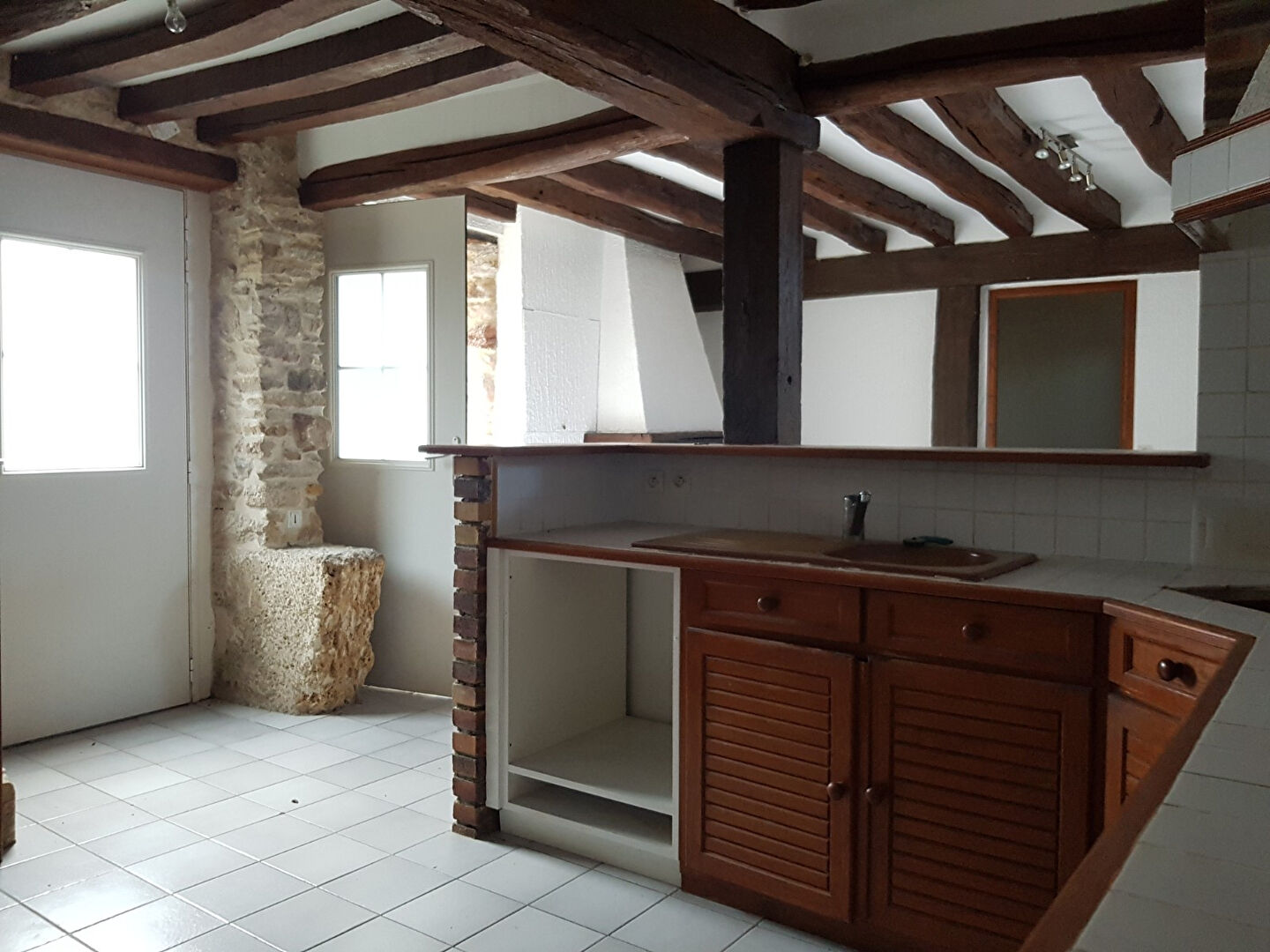 Photo TOUT  PRES DE VETHEUIL image 1/3