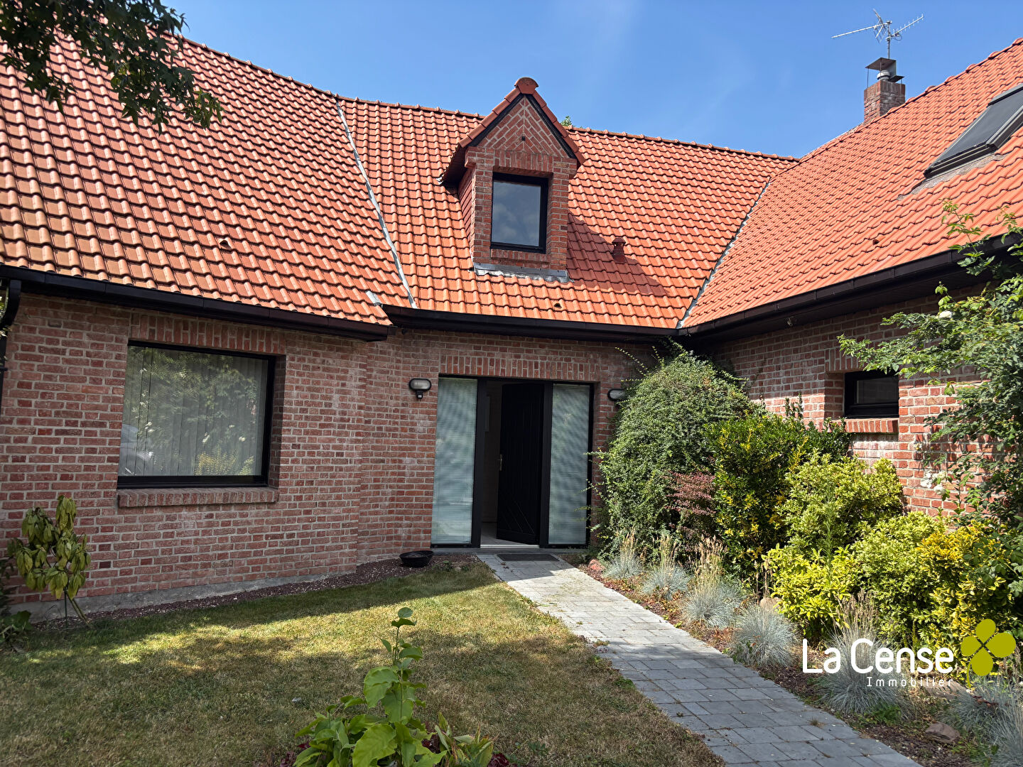 SAINGHIN-EN-MELANTOIS- Maison d'architecte