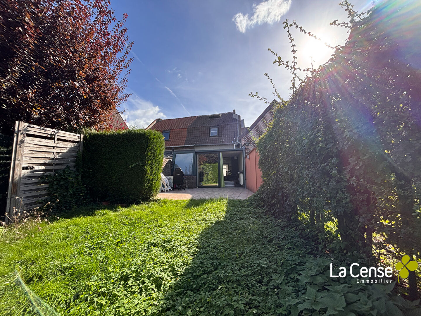 LYS LEZ LANNOY - Semi-flamande - 2/3 chambre - jardin - stationnement