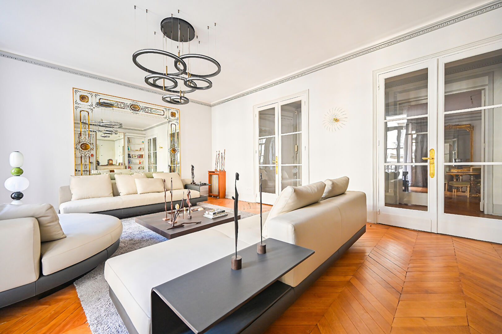 Photo Magnifique 6 pièces 155 m2 Triangle d'or ! image 3/6