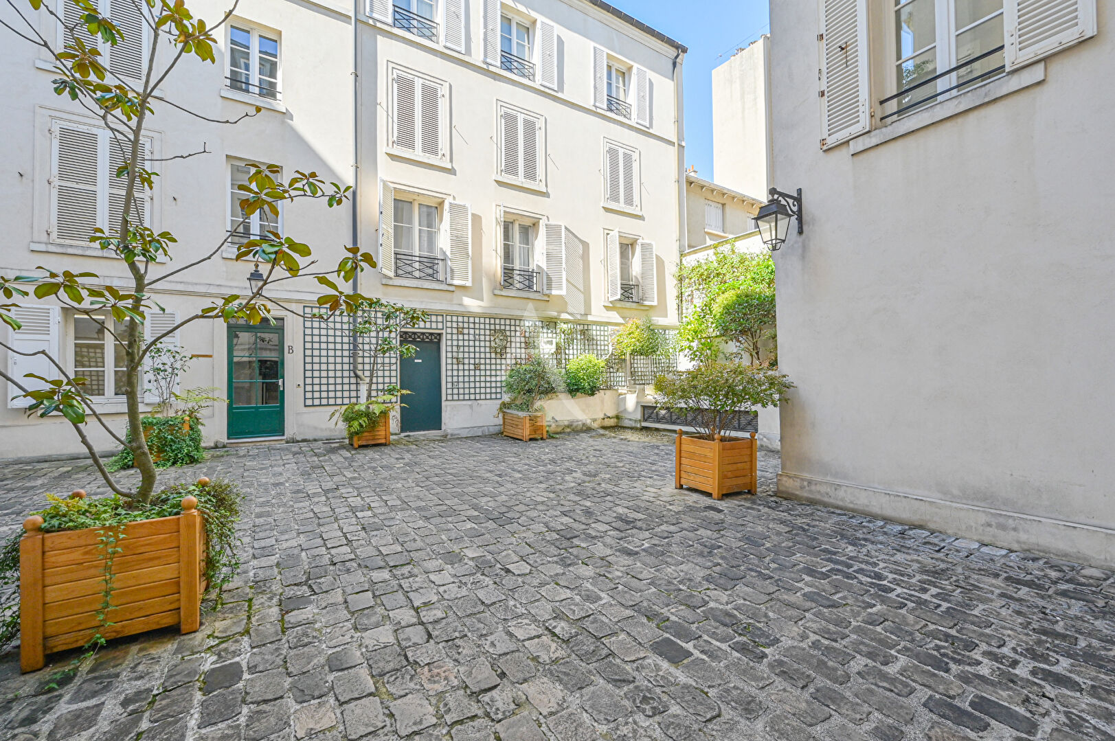 Parking / box Paris 12 m2