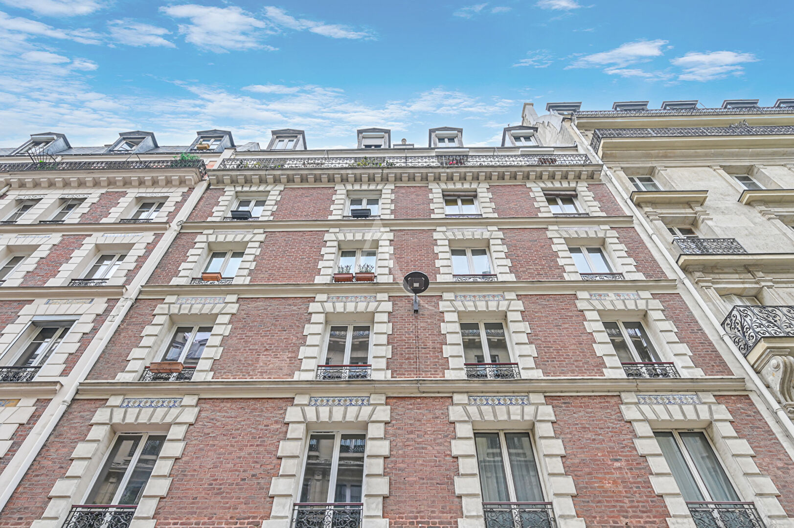 Photo PARIS 7e - DERNIER ÉTAGE -VUE TOUR EIFFEL image 1/6