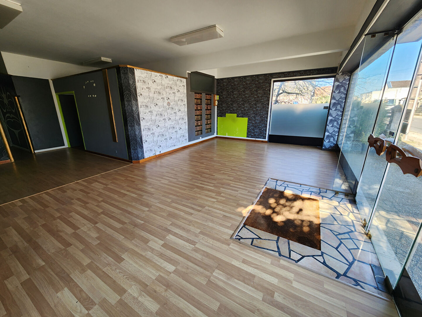 Photo Maison 266 m² 4 chambres terrains 1140m²+Local commercial image 4/6