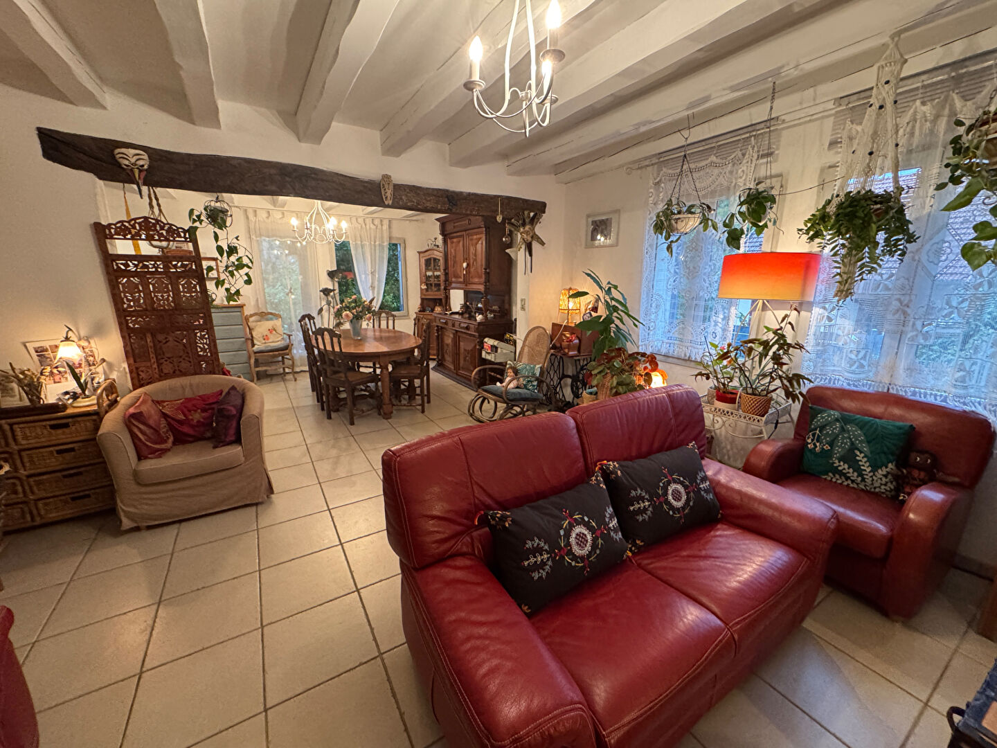 Photo Maison Rahon 7 pièce(s) 145 m2 image 2/6