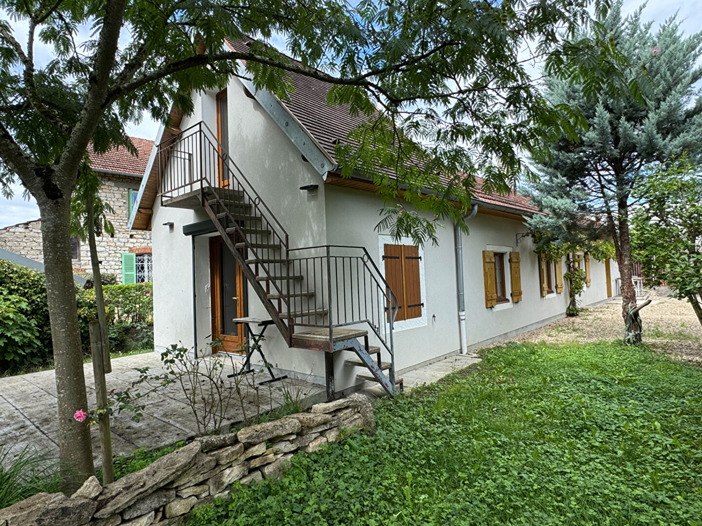 Exclusivité Agence des Tanneurs ! Charmante maison de plain-pied à Parcey (39)