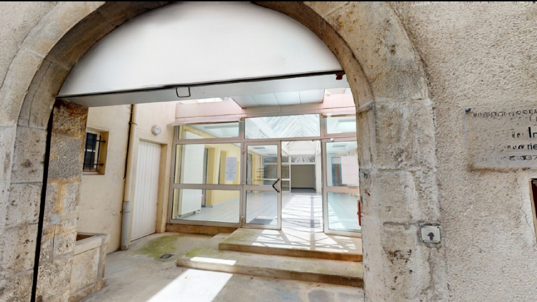 Local commercial 237,98 m2 centre POLIGNY