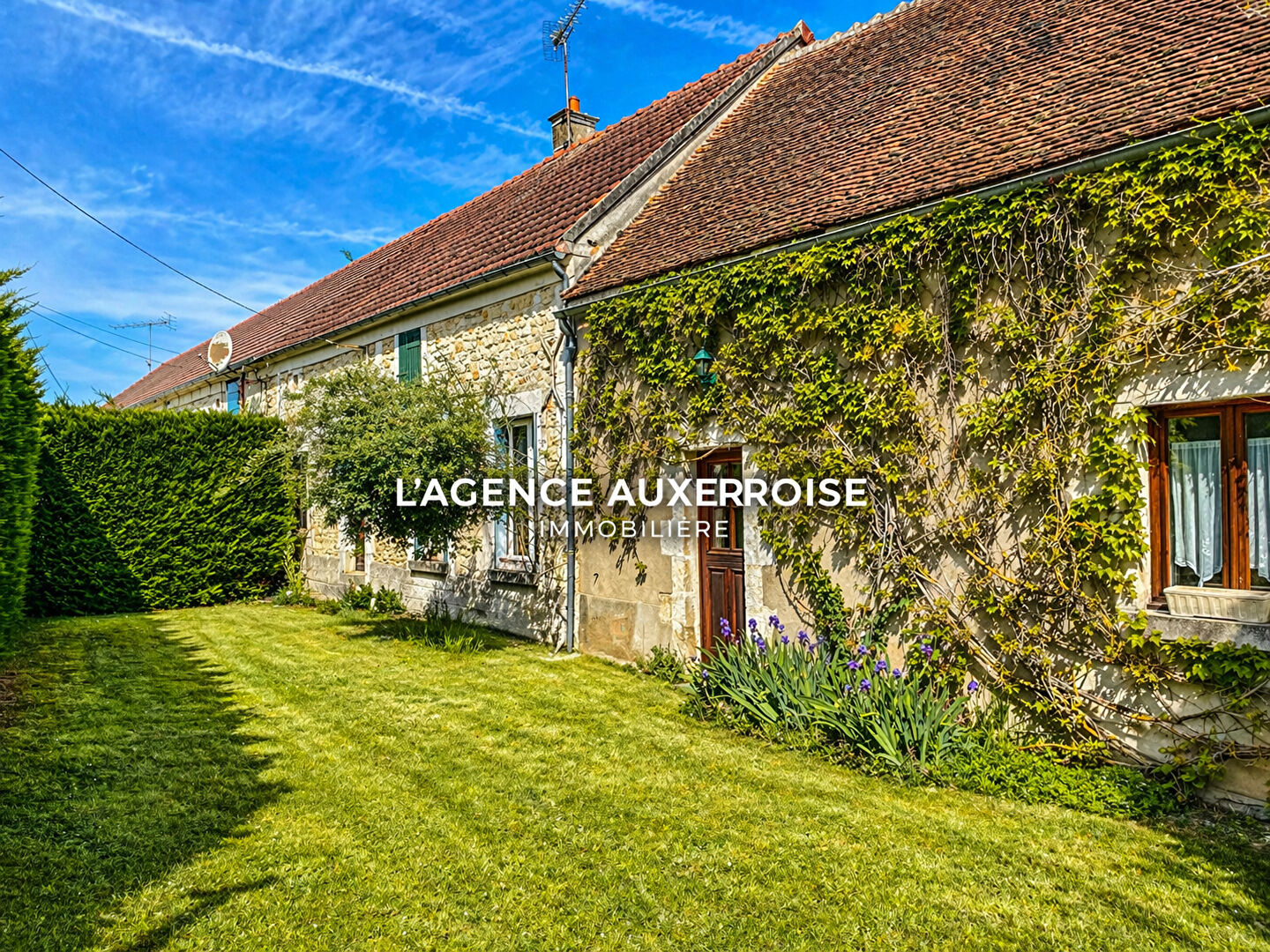 Maison Sementron proche Saint Sauveur en Puisaye et de Toucy