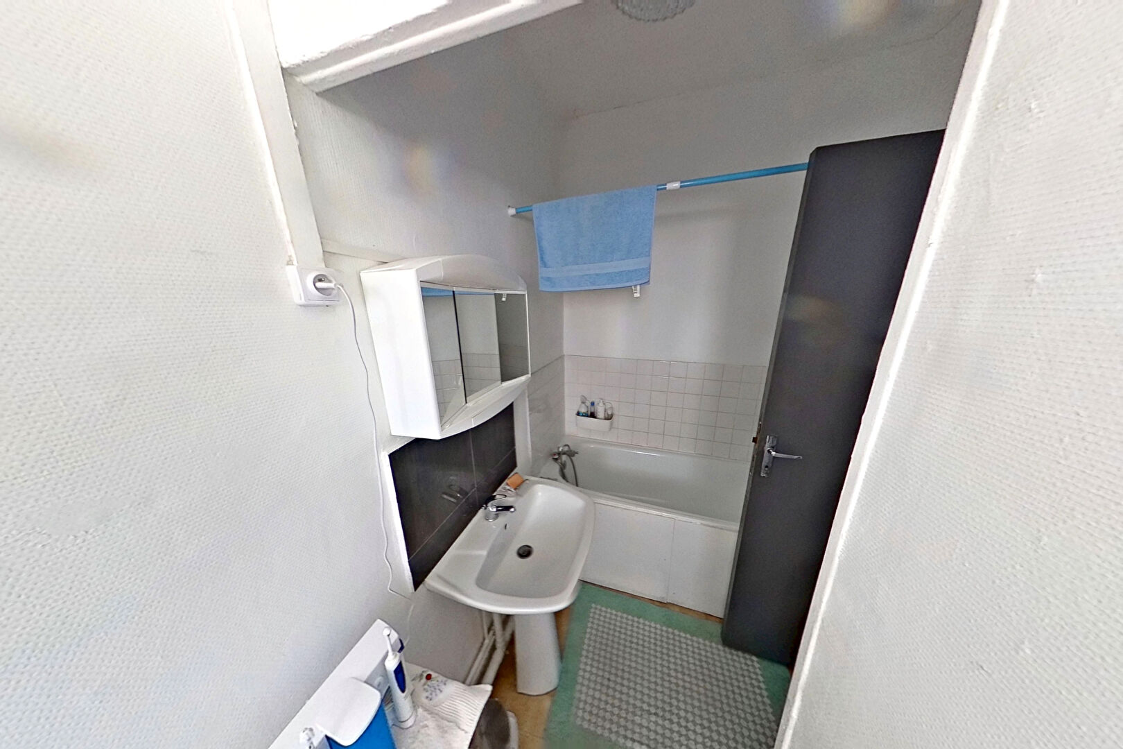 Appartement T2, 33,82m2. Petite copropriété - Idéal investissement locatif