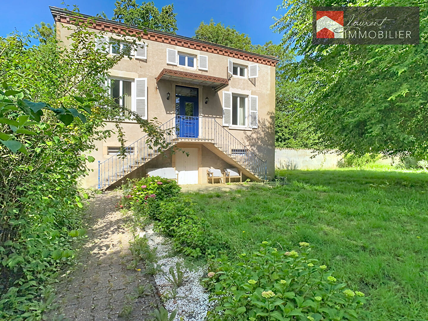 Charmante maison bourgeoise, cadre bucolique et sans vis-à-vis - 01190 REYSSOUZE