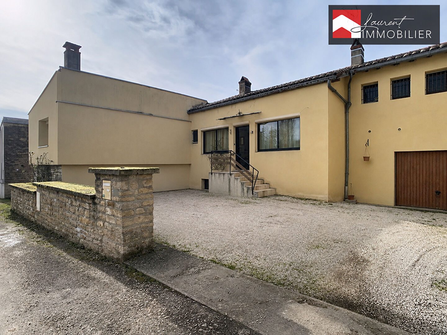 Maison familiale avec logement indépendant et jardin - 192 m2 - PLOTTES