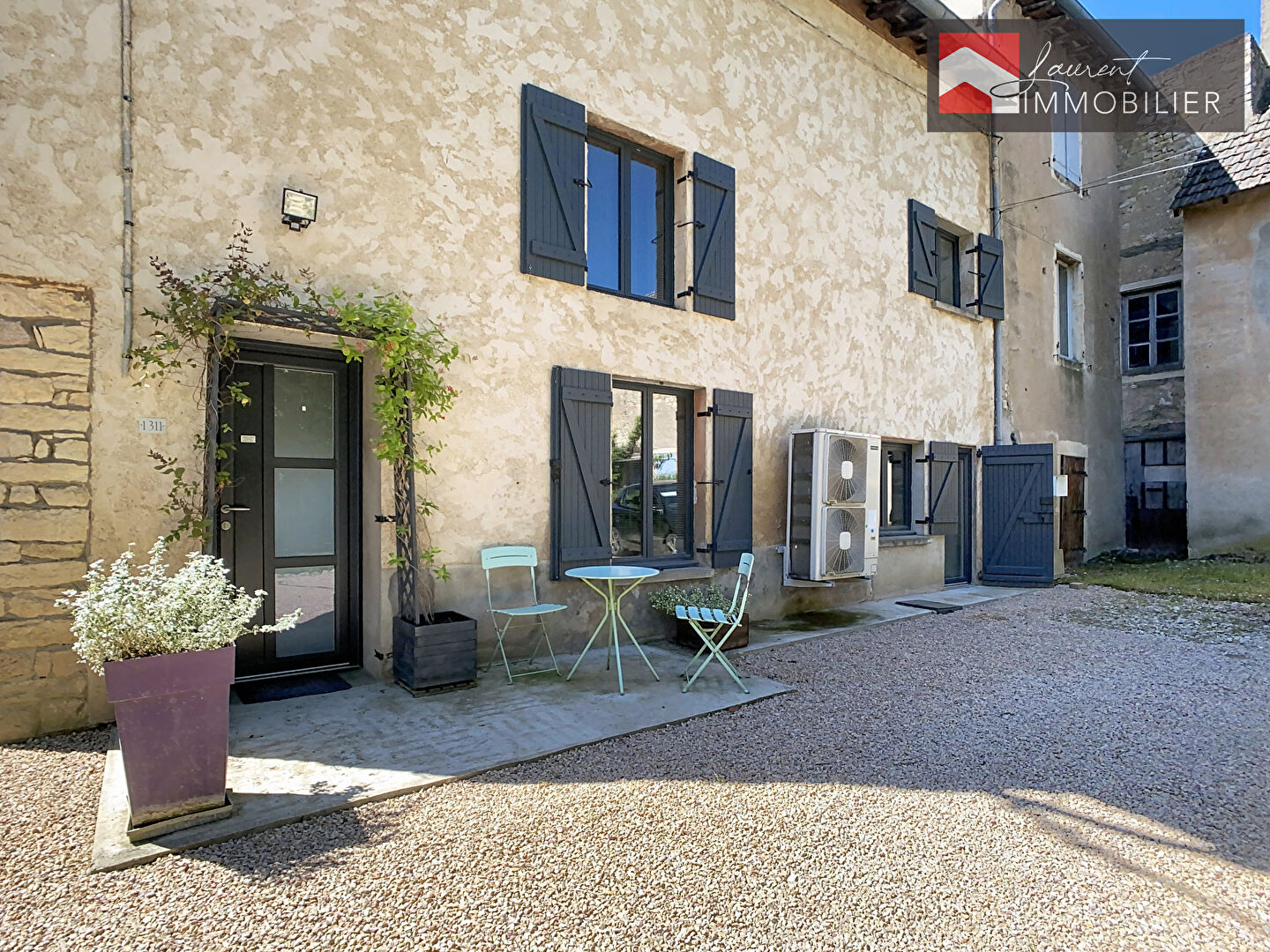 EXCLUSIVITE: Maison atypique et pleine de charme à TOURNUS