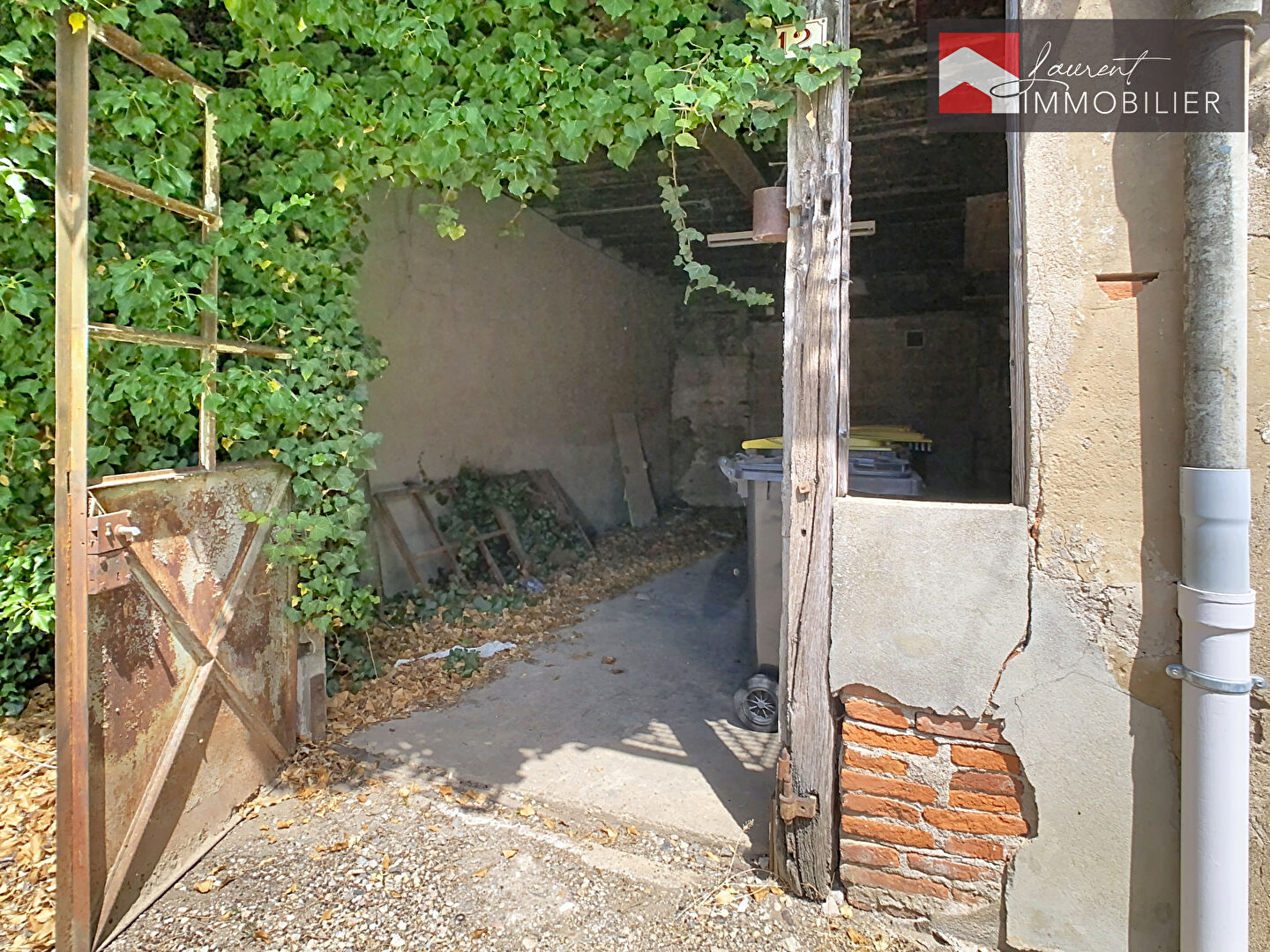 Cuisery - Maison de ville à rénover - Fort potentiel d'investissement !