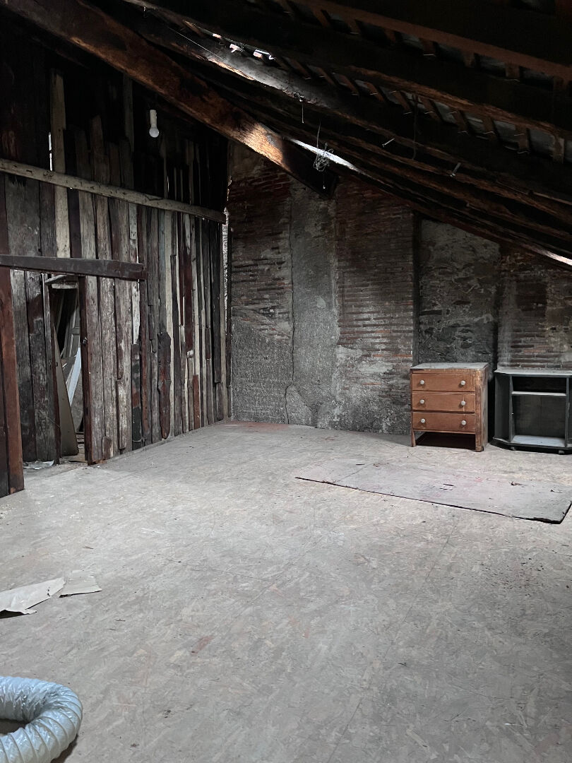 Photo Comble à aménager Talensac image 2/4