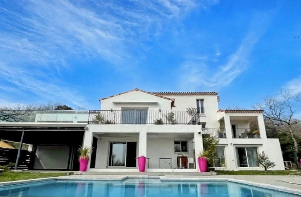 Agence immobilière de La Villa