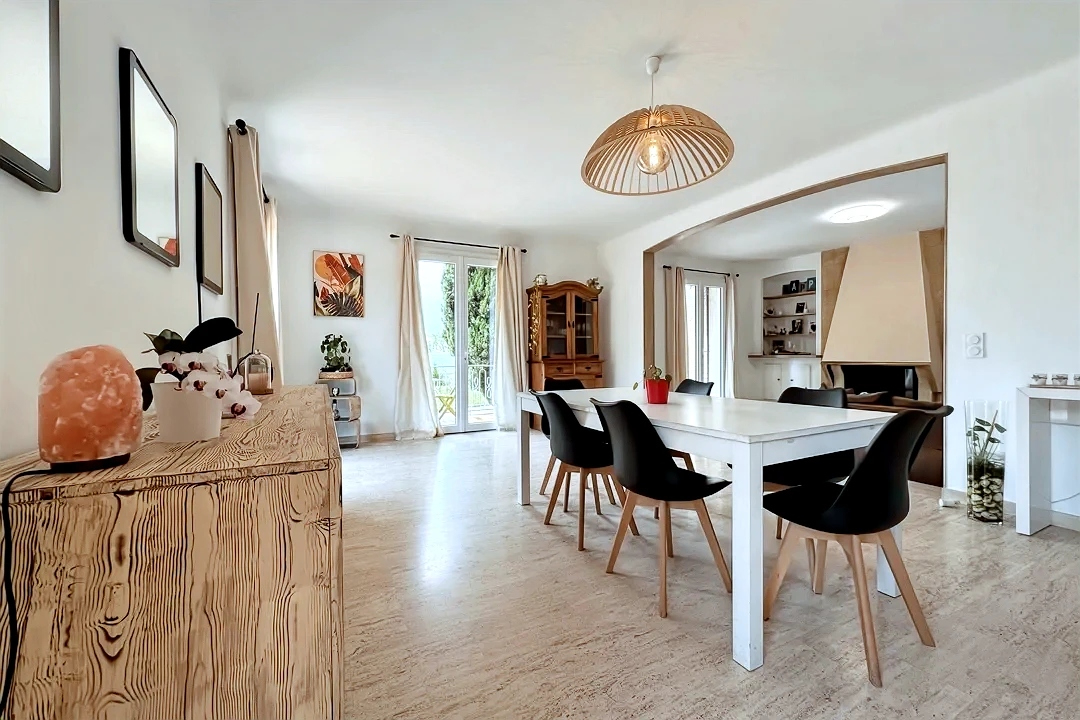 Photo Maison Sorgues 7 pièce(s) 180 m2 image 3/6