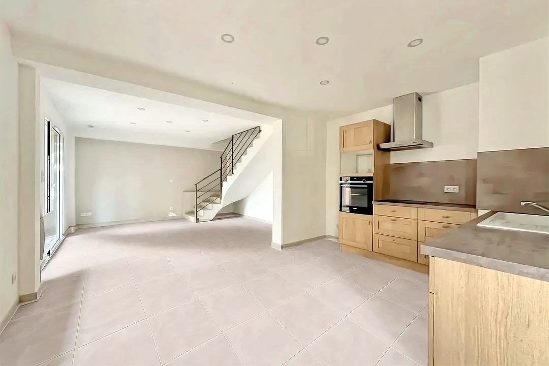 Photo Maison  3 pièce(s) 65 m2 image 3/6