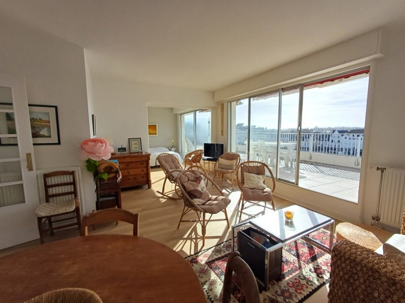 La Baule, face au port du Pouliguen, spacieux 5 pièces de 93.62 m² avec cave et  place de parking en sous-sol