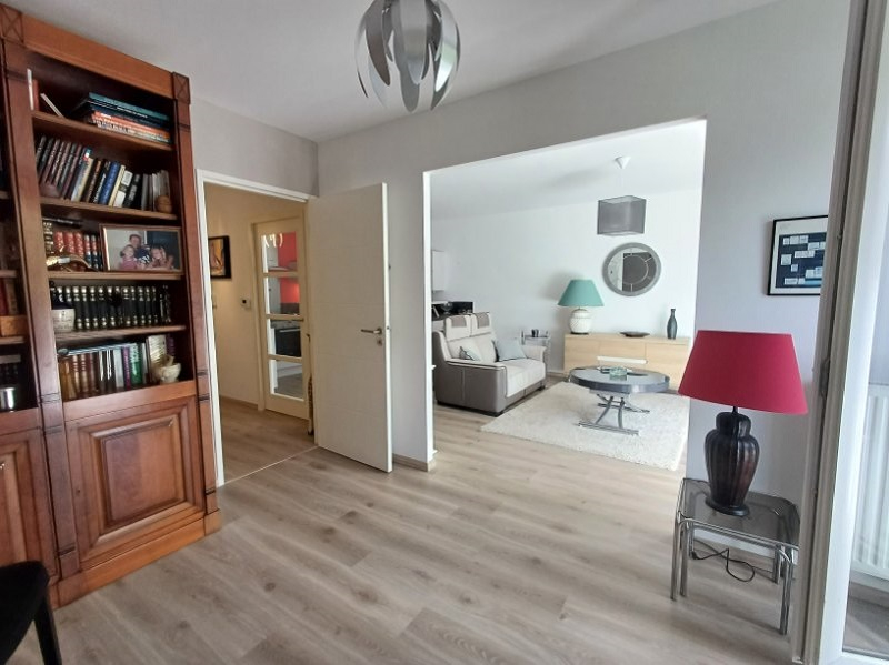 La Baule, dans une résidence récente, beau 3 pièces de 64.56 m² avec cave et place de parking couverte