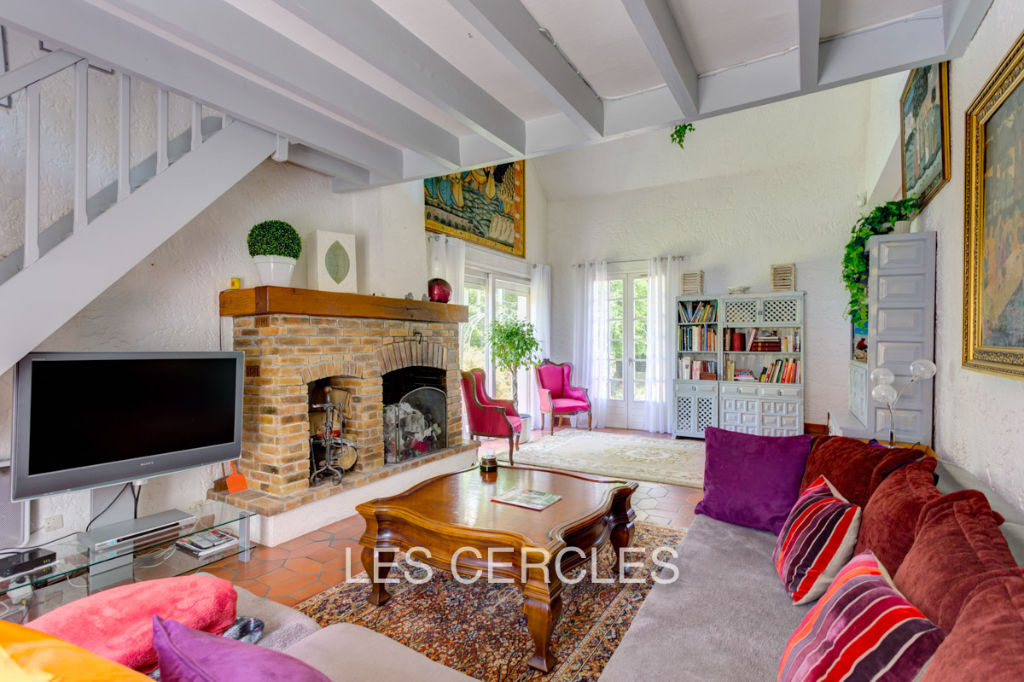 Agence les Cercles - Le Vésinet -
Maison 9 pièces de 250 m2