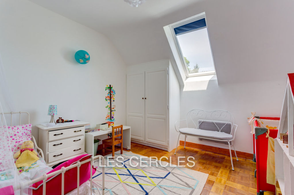 Agence les Cercles - Le Vésinet -
Maison 9 pièces de 250 m2