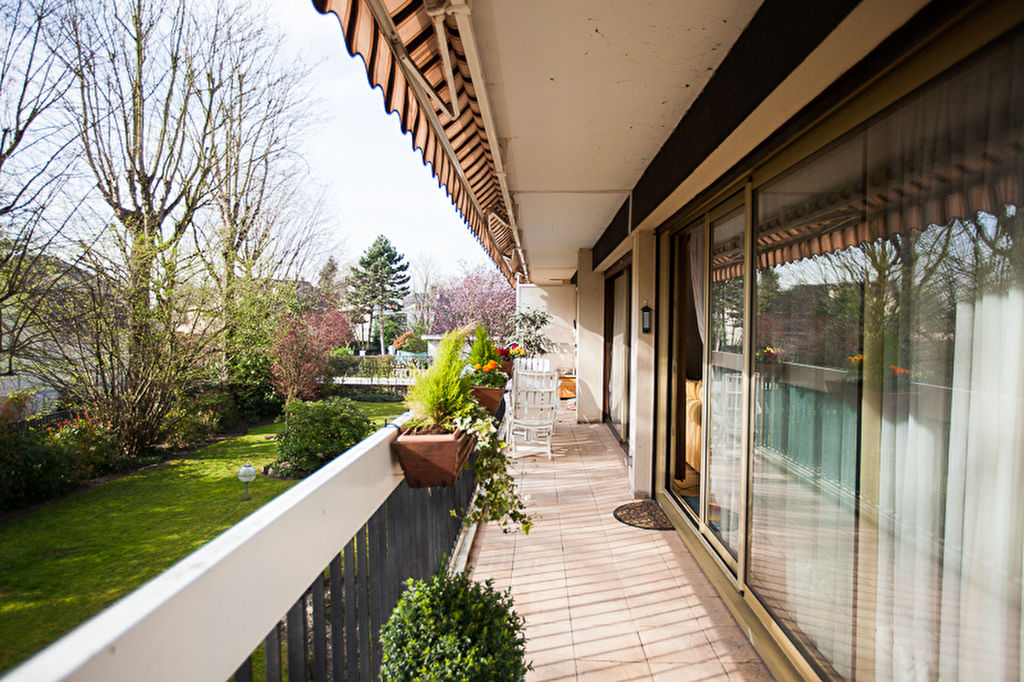 Agence les Cercles - Le Vésinet -
Appartement 5 pièces de 107 m²