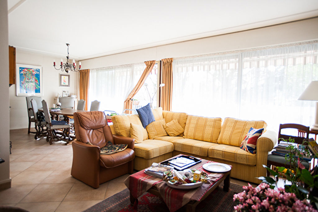 Agence les Cercles - Le Vésinet -
Appartement 5 pièces de 107 m²