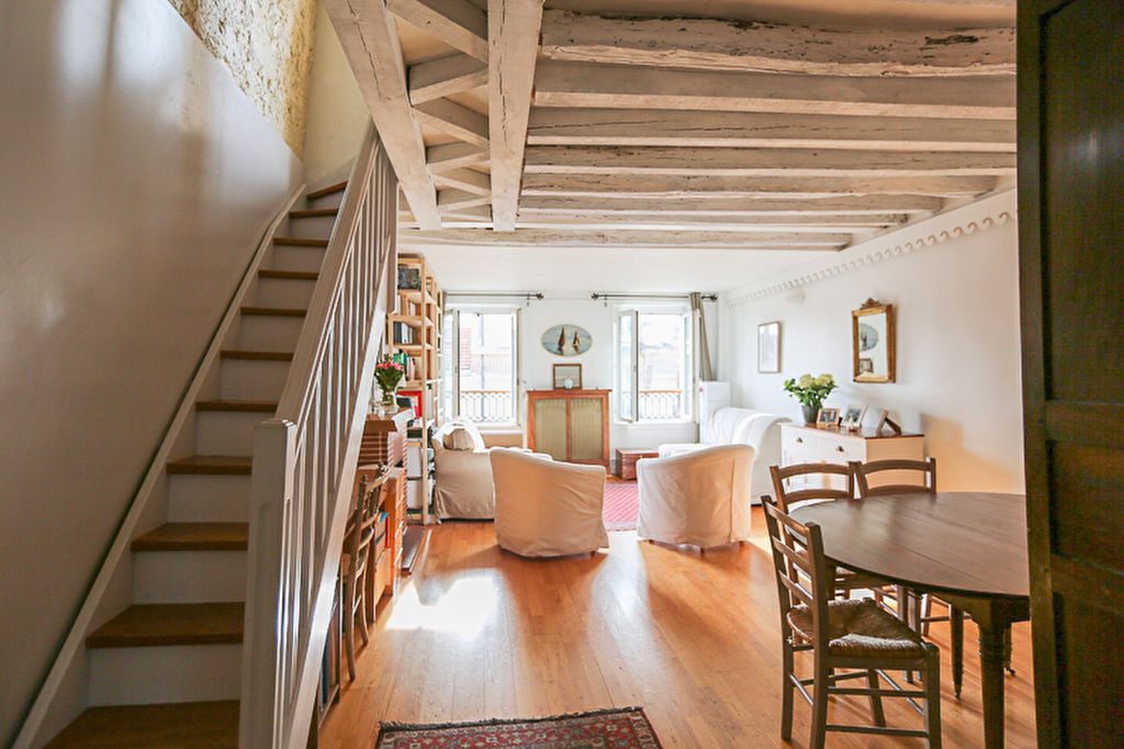 Agence les Cercles - Le Vésinet -
Duplex 3 pièces de 71 m²