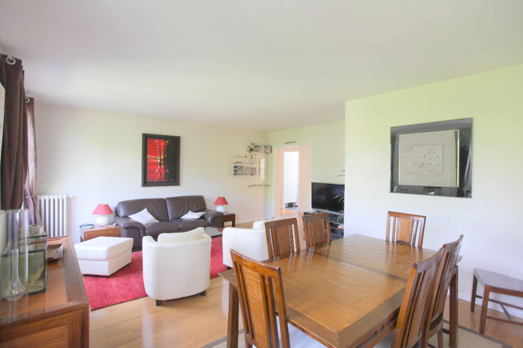 Agence les Cercles - Le Vésinet -
Appartement 3 pièces de 71 m²