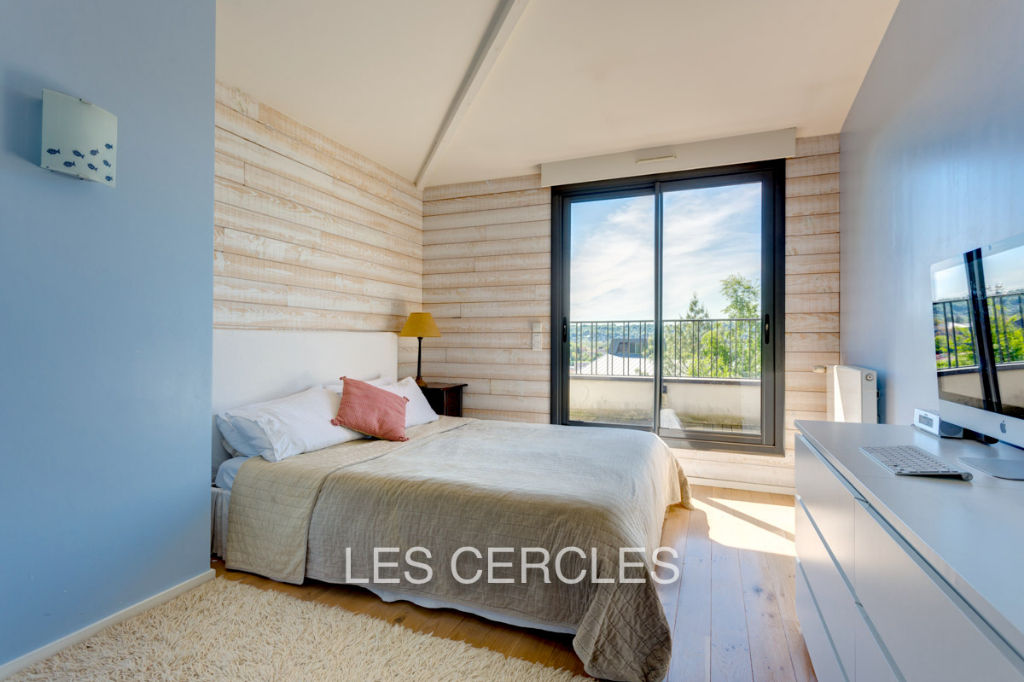 Agence les Cercles - Le Vésinet - 
Maison 8 pièces de 200 m²
