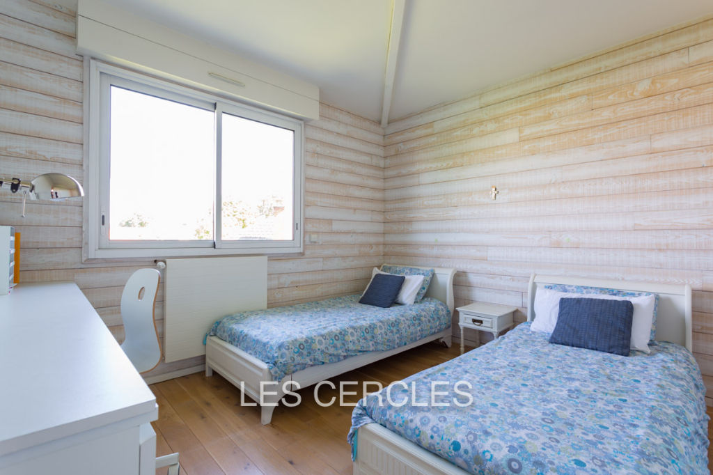 Agence les Cercles - Le Vésinet -
Maison 8 pièces de 200 m²
