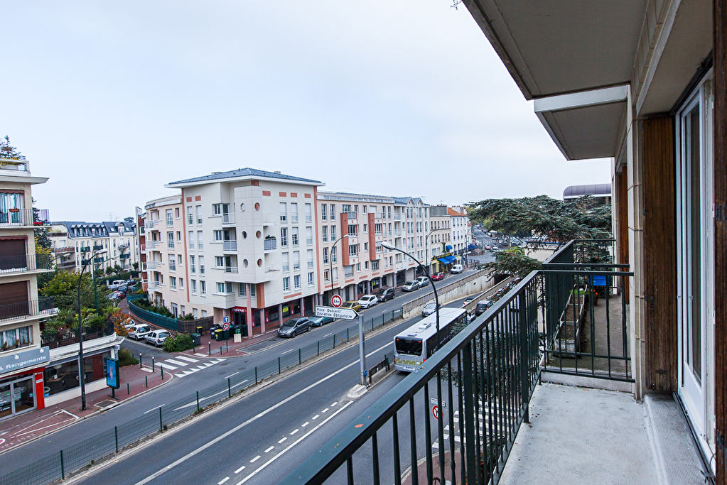 Agence les Cercles - Le Vésinet -
Appartement 3 Pièces de 72 m²