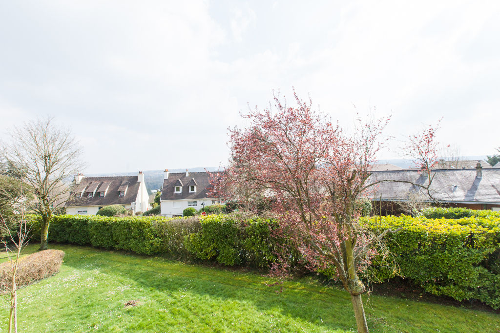 Agence les Cercles - Le Vésinet - 
Appartement 4 pièces de 87 m²
