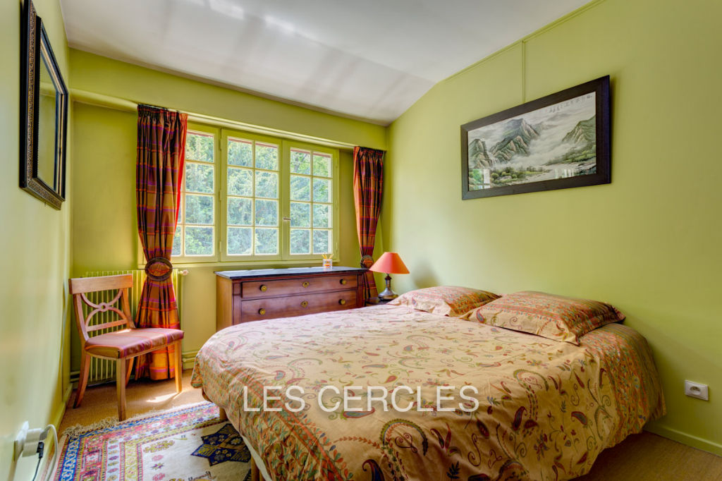 Agence les Cercles - Le Vésinet -
Maison 10 pièces de 300 m²