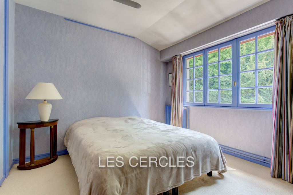 Agence les Cercles - Le Vésinet -
Maison 10 pièces de 300 m²