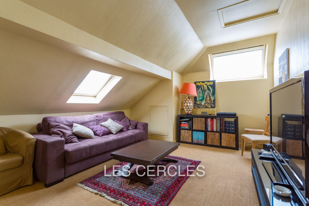 Agence les Cercles - Le Vésinet -
Maison 10 pièces de 300 m²